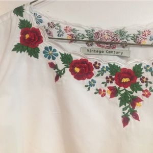 Vintage Century Tops - Vintage Century Top Vintage Century Tops - Vintage Century Top